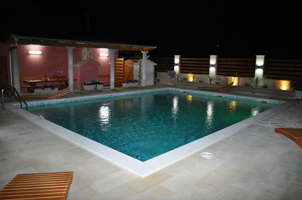 Apartmani Galeb Biograd Na Moru Exterior photo
